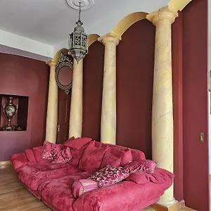  Apartment Unique Luxury Studio On Market Square